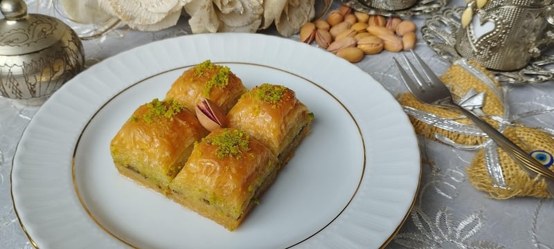 Baklava dessert